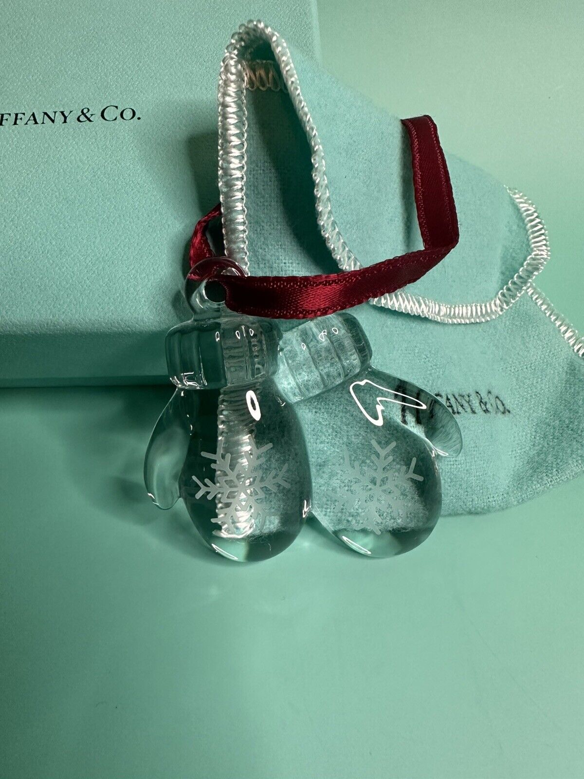 Rare Tiffany & Co Crystal Mittens Christmas Teee Ornament With Box And Pouch