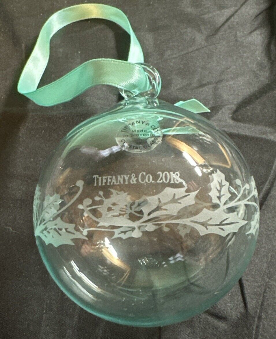 2018 Tiffany & Co Crystal/Glass Christmas Ornament~etched logo/date/holly leaves