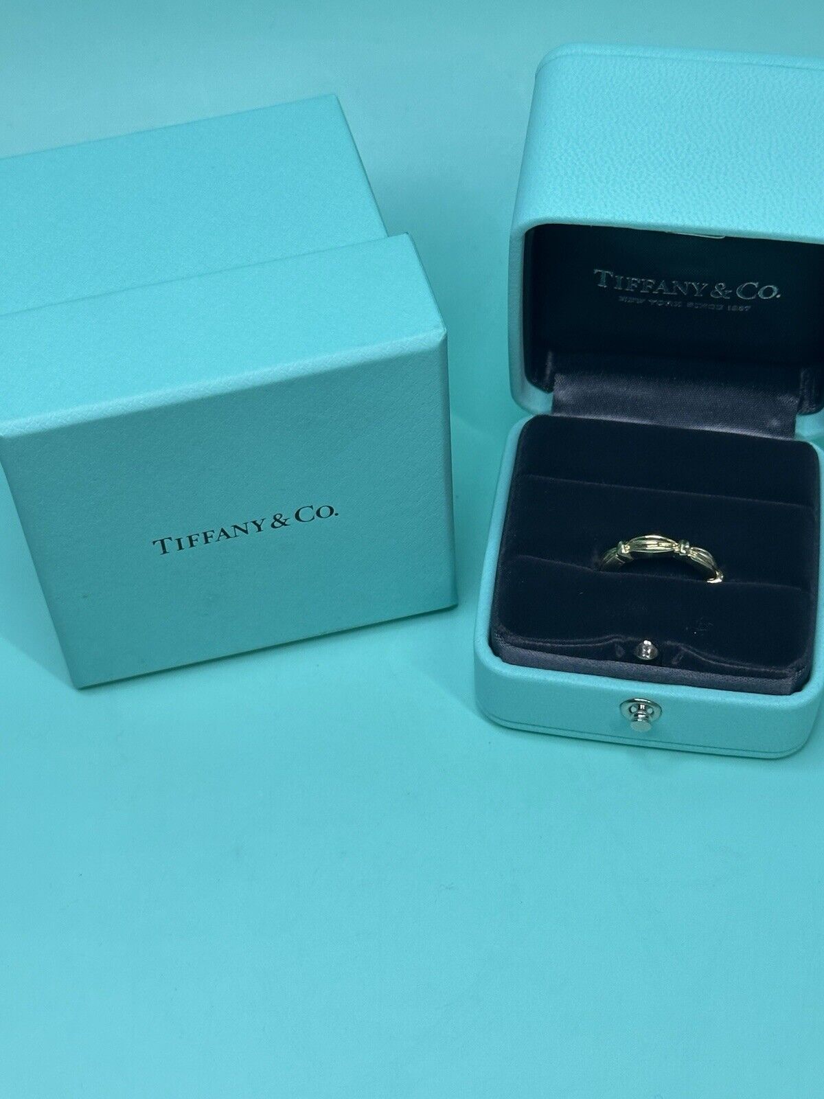 Tiffany & Co 18k Bamboo Love Knot Ring Size 5.5