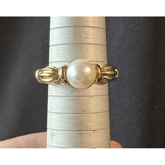 Tiffany & Co 18k Gold Akoya Pearl Ring Size 9 With Tiffany Ring Box