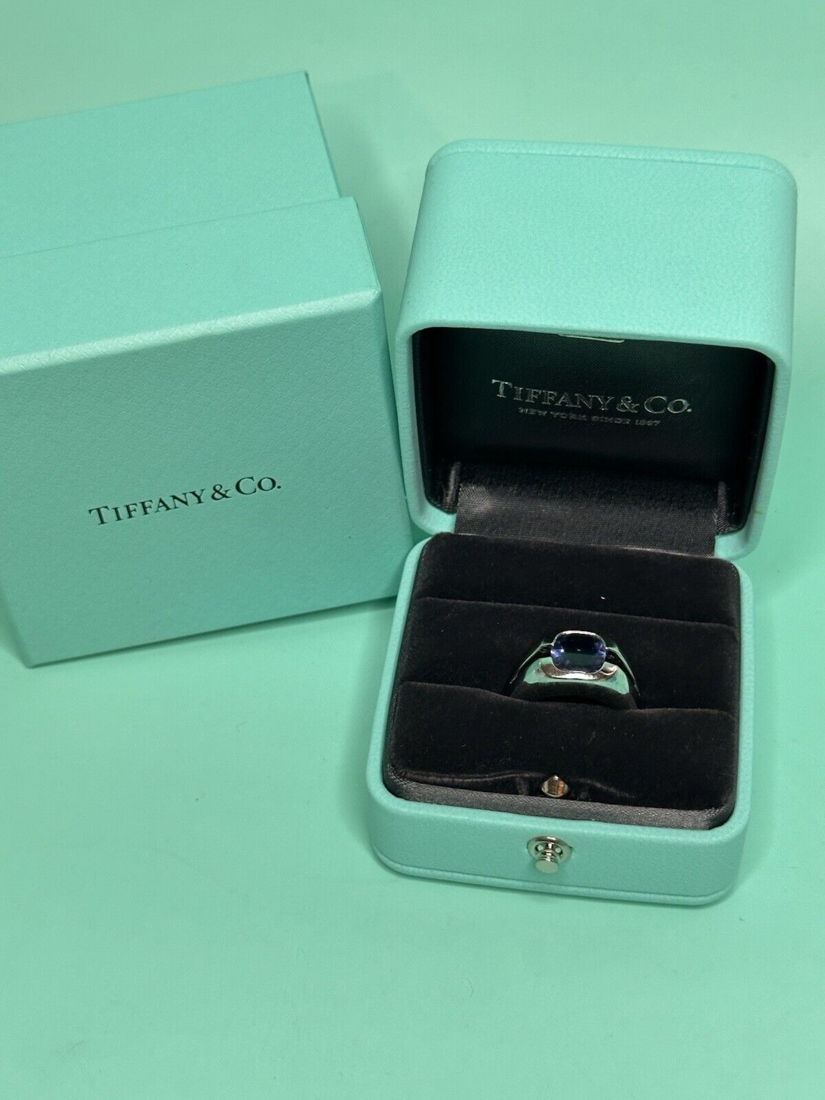 Tiffany & Co. 18k White Gold Iolite Solitaire Ring Sz 6 With Tiffany Ring Box