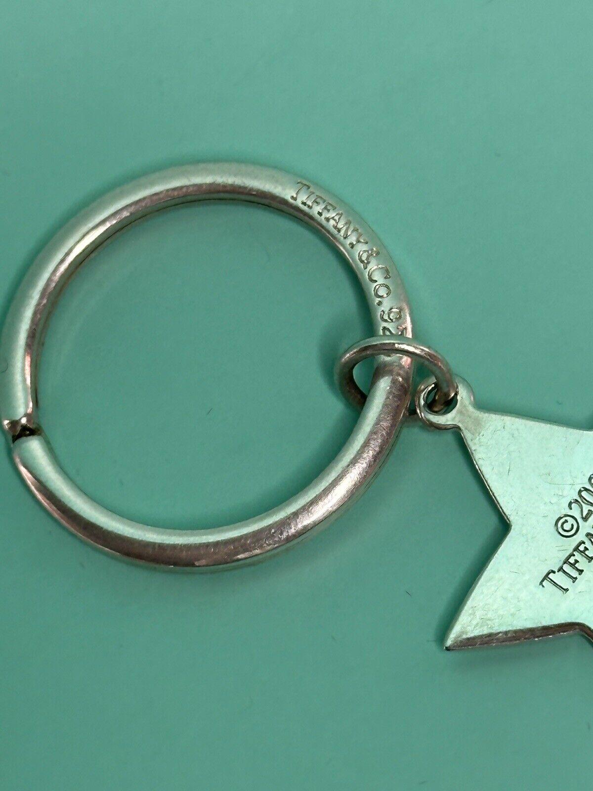 GENUINE RARE 2000 STERLING SILVER TIFFANY & CO STAR KEY RING SHAKLEE 50 YEARS