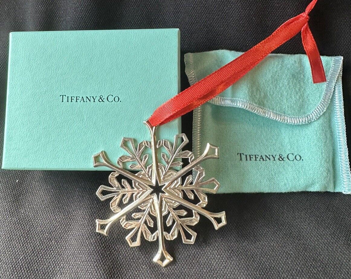 Tiffany & Co. 2001 Sterling Silver Snowflake Christmas Ornament With Box, Pouch