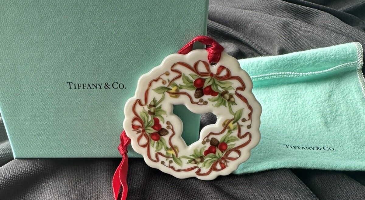 Tiffany & Co Holiday Garland Wreath Christmas Ornament With Box And Pouch