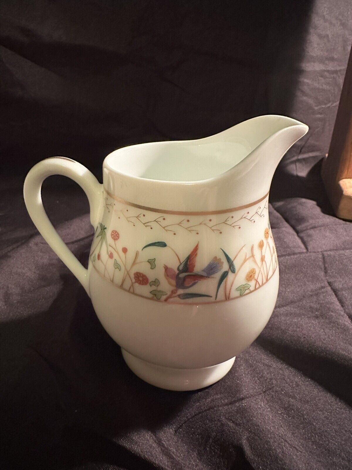 TIFFANY & CO. AUDUBON LIMOGES FRANCE 4.25” TALL INDIVIDUAL CREAMER PITCHER!