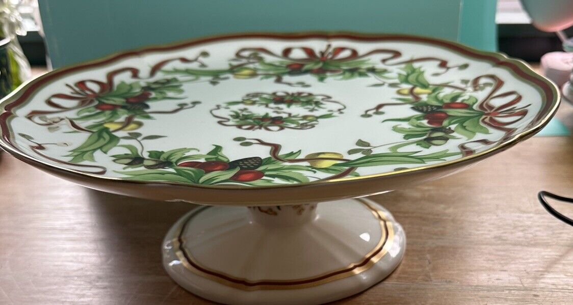 Tiffany Holiday Garland Cake Plate With Box