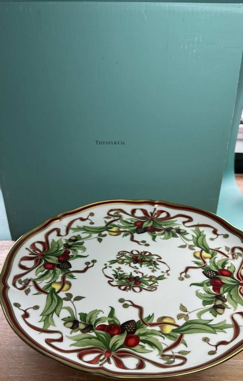 Tiffany Holiday Garland Cake Plate With Box